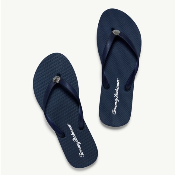 Tommy Bahama Shoes - 🆕 Tommy Bahama Whykiki Solid Flip Flop